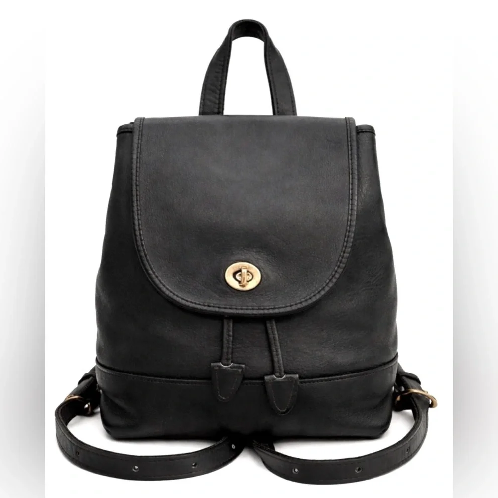 Vintage Coach Rucksack Black Leather 9960 Daypack SN# E069-9960 9.5” x 7.25”